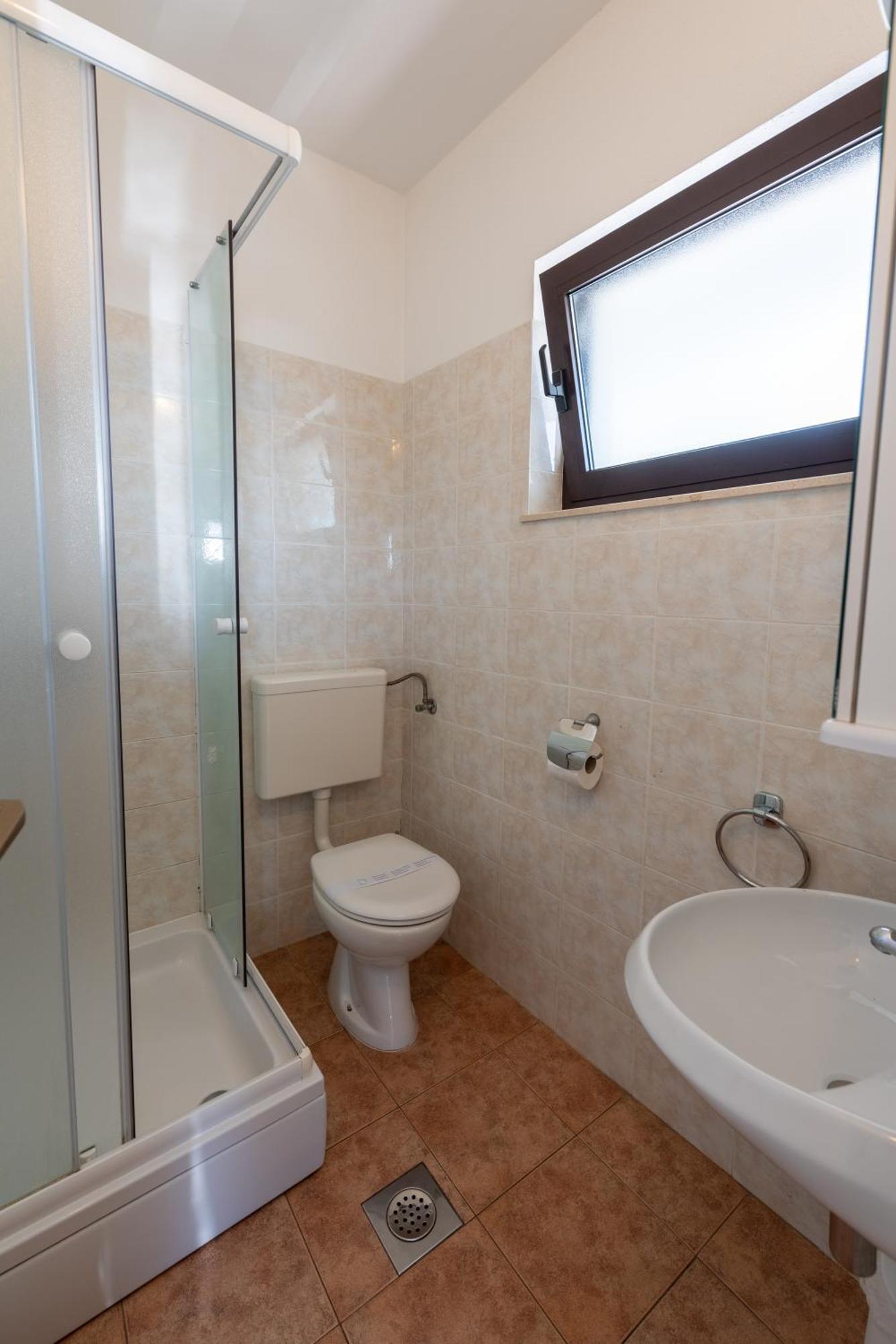 Apartments Dorijan With Pool Матулі Екстер'єр фото